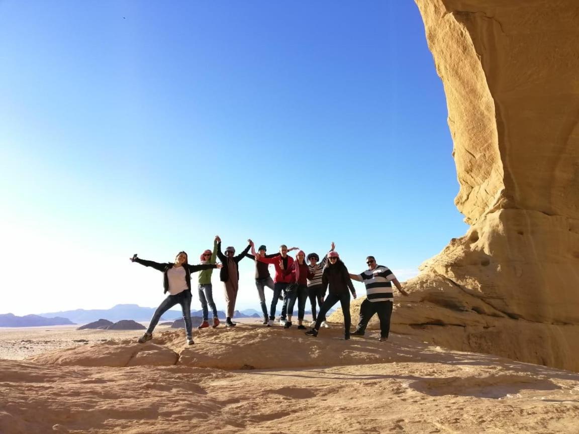 Wadi Rum-Bedouin Tents And Jeep Tours Exterior photo