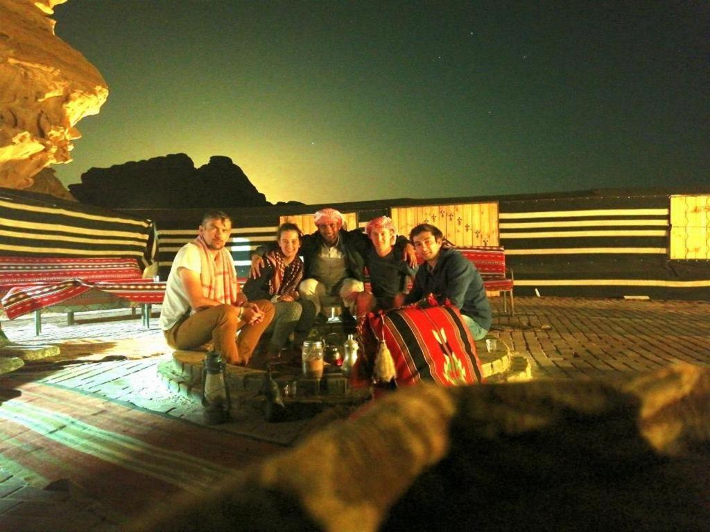 Wadi Rum-Bedouin Tents And Jeep Tours Exterior photo